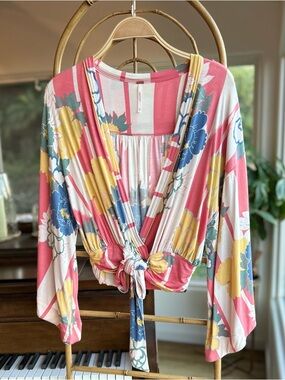 Free People That’s A Wrap Tie Front Multi Colored 3/4 Sleeve Top EUC Size XS